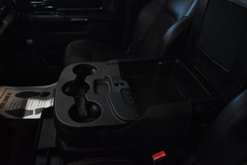 Used 2017 RAM 1500 Laramie image 24
