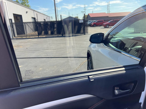 Used 2019 Toyota Highlander XLE image 13