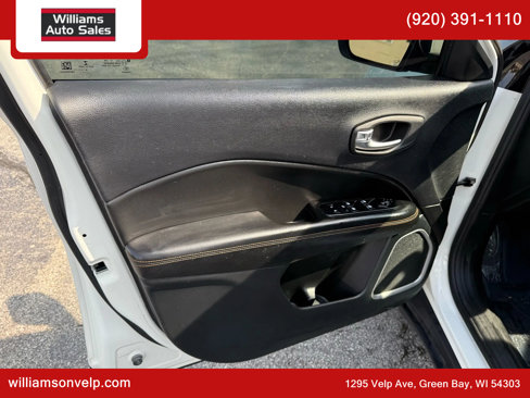 Used 2020 Jeep Compass Limited image 10