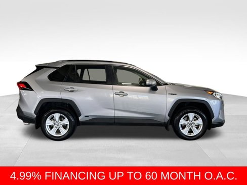 Used 2020 Toyota RAV4 XLE image 6