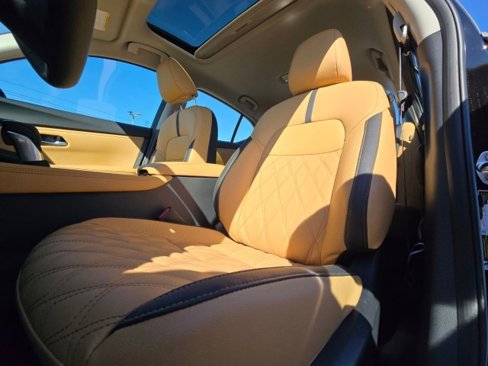 New 2025 Nissan Sentra SV w/ SV Premium Package image 23