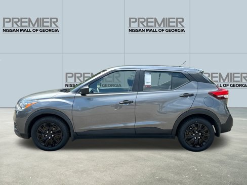 Certified 2020 Nissan Kicks S image 8