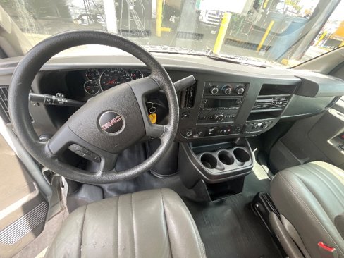 Used 2021 GMC Savana 3500 w/ Power Convenience Package image 18