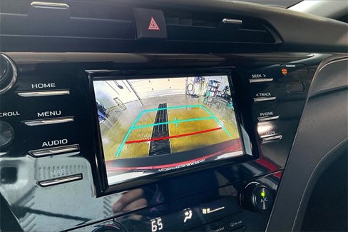 Used 2019 Toyota Camry SE image 24