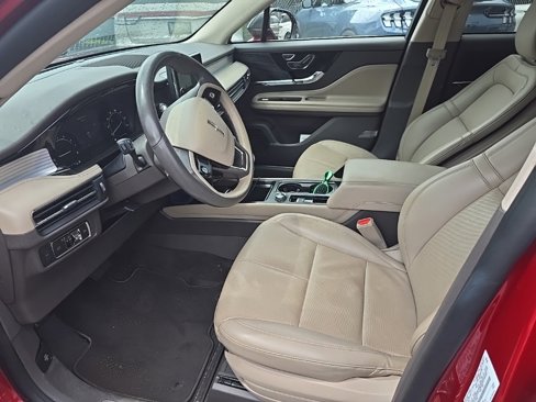 Certified 2022 Lincoln Corsair AWD w/ Premium Package image 7