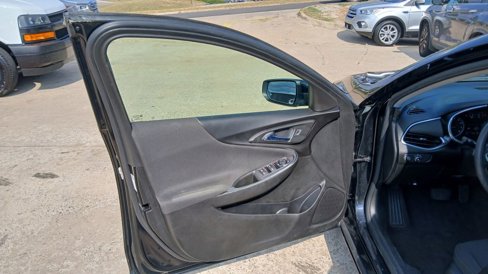 Used 2021 Chevrolet Malibu LT image 9