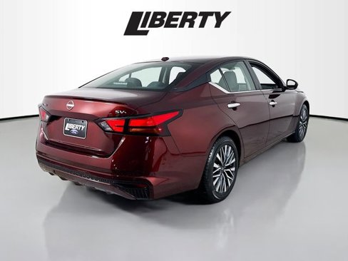 Used 2023 Nissan Altima 2.5 SV image 7