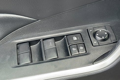 Used 2021 Toyota RAV4 XLE image 13