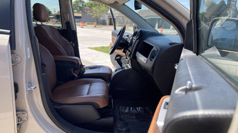 Used 2017 Jeep Compass High Altitude image 7