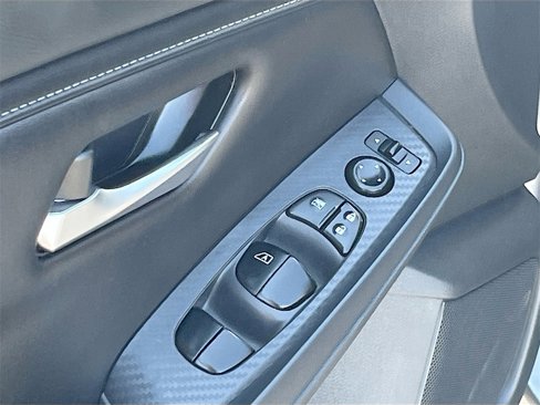 Used 2022 Nissan Sentra SV image 17