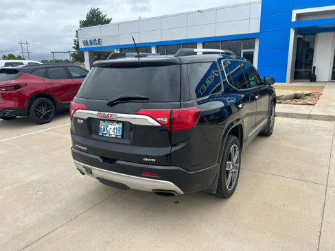 Used 2017 GMC Acadia Denali w/ Technology Package image 4