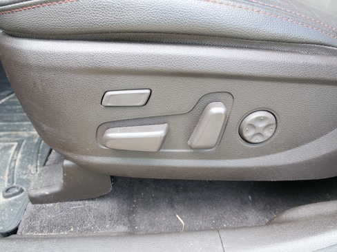 Used 2020 Hyundai Santa Fe Limited image 15