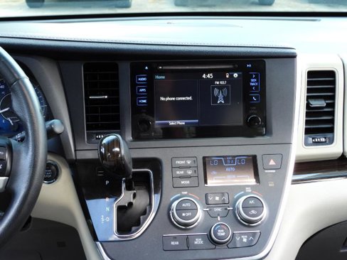 Used 2015 Toyota Sienna XLE image 33