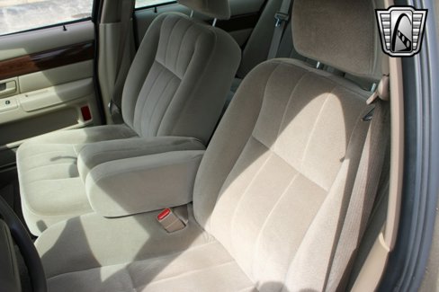 Used 2004 Mercury Grand Marquis GS image 13