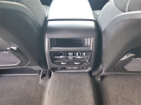 Used 2022 Jeep Grand Cherokee Limited image 14