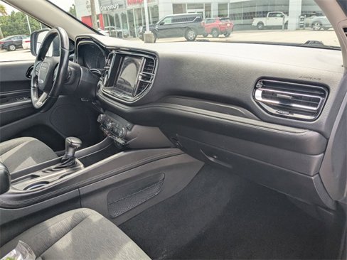 Used 2022 Dodge Durango SXT image 35