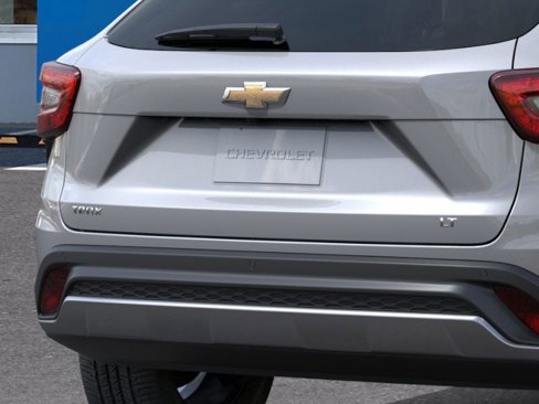 New 2025 Chevrolet Trax LT w/ Driver Confidence Package image 14