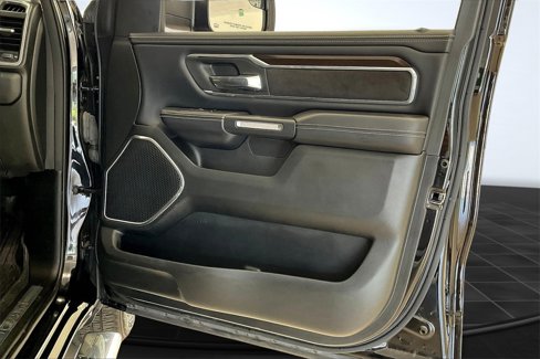 Used 2022 RAM 1500 Laramie image 25