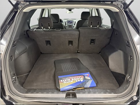 Used 2020 Chevrolet Equinox LS image 8