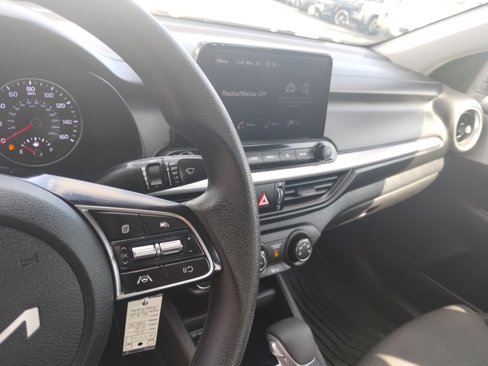 Used 2022 Kia Forte LXS image 13