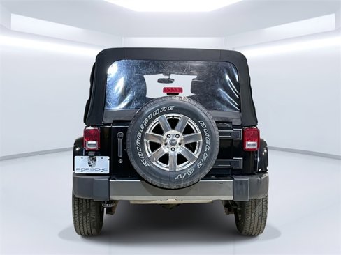 Used 2014 Jeep Wrangler Unlimited Sport image 5