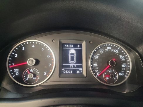 Used 2016 Volkswagen Tiguan S image 23