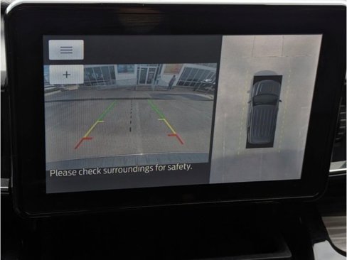Used 2021 Ford Explorer Limited image 18