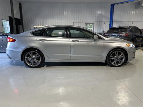 Used 2020 Ford Fusion Titanium image 8