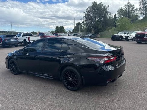 Used 2022 Toyota Camry SE image 7