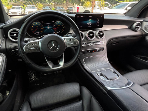 Used 2021 Mercedes-Benz GLC 300 4MATIC w/ AMG Line image 2