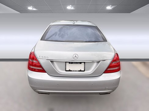 Used 2011 Mercedes-Benz S 550 image 10