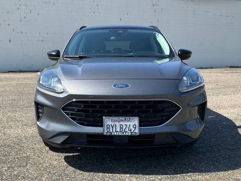 Certified 2022 Ford Escape SE w/ SE Sport Appearance Package image 16