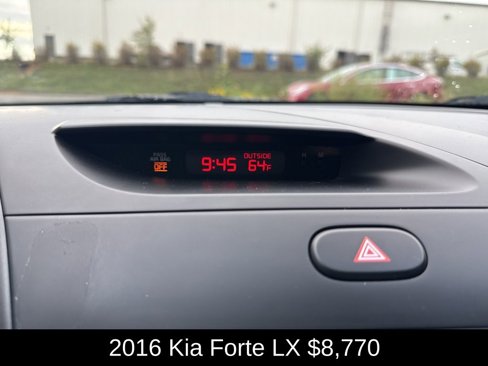 Used 2016 Kia Forte LX image 21