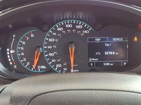 Used 2022 Chevrolet Trax LT w/ Sport Edition image 41