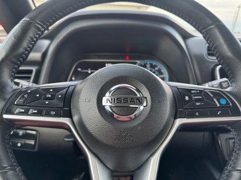 Used 2018 Nissan Leaf SL w/ SL Technology Package image 25