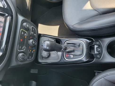 Used 2021 Jeep Compass Limited image 15