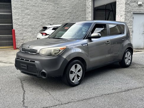 Used 2016 Kia Soul image 2