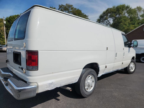 Used 2013 Ford E-250 and Econoline 250 Extended w/ Exterior Upgrade Pkg image 4