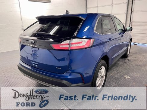 Used 2024 Ford Edge SEL image 7