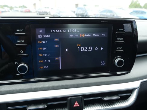 Used 2023 Kia K5 LXS image 26