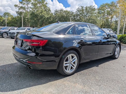 Used 2017 Audi A4 2.0T Premium image 2