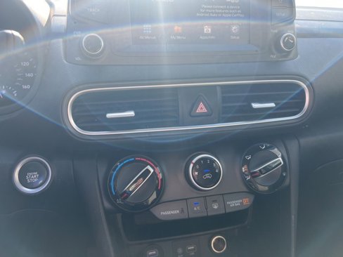 Used 2020 Hyundai Kona SEL image 37