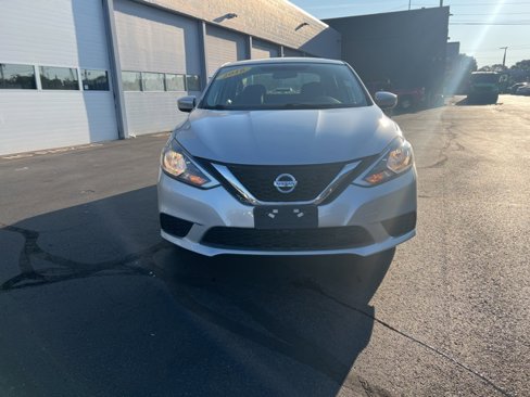 Used 2016 Nissan Sentra S image 22