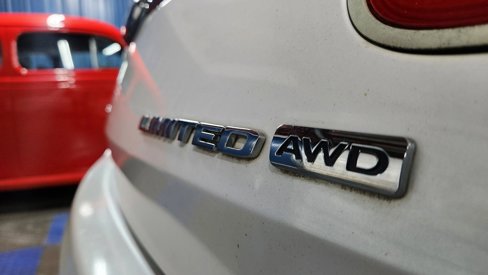 Used 2010 Ford Taurus Limited image 53