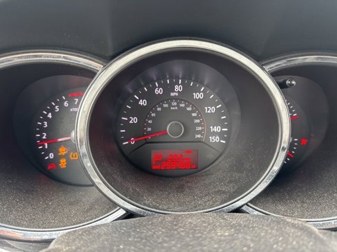 Used 2012 Kia Sorento LX image 14