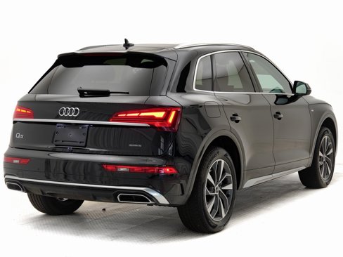 Used 2022 Audi Q5 2.0T Premium image 3