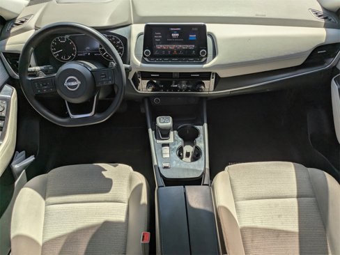 Used 2023 Nissan Rogue SV image 14