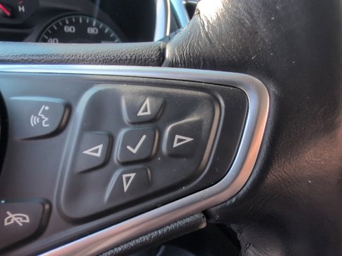 Used 2018 Chevrolet Equinox LT image 22
