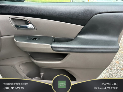 Used 2015 Honda Odyssey Touring image 17