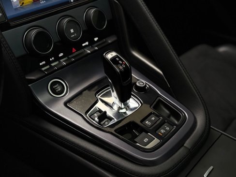 Used 2018 Jaguar F-TYPE Coupe image 20